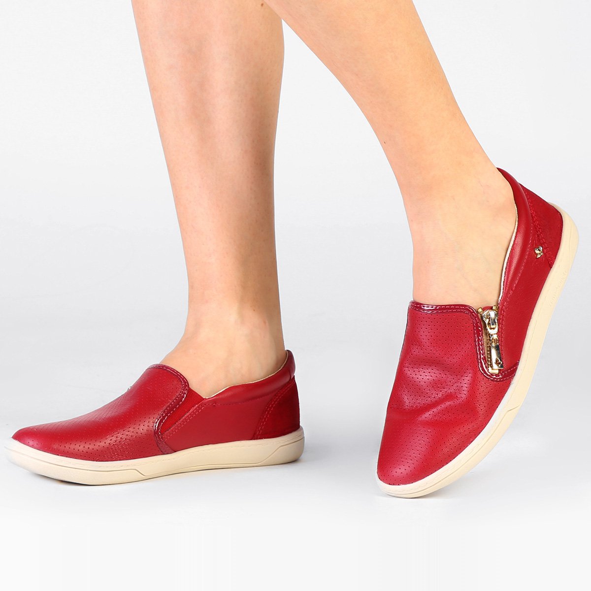 tenis slip on zattini